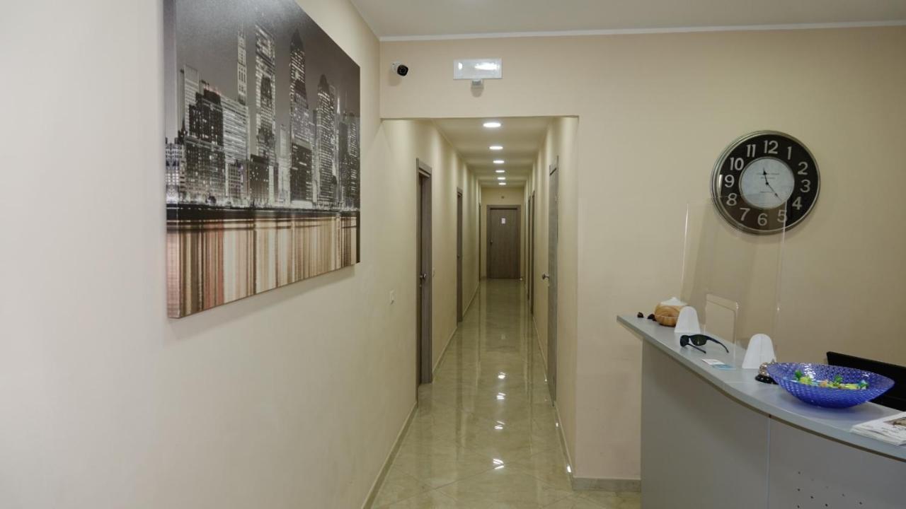 Cairoli Exclusive Rooms & Suite Бриндизи Экстерьер фото