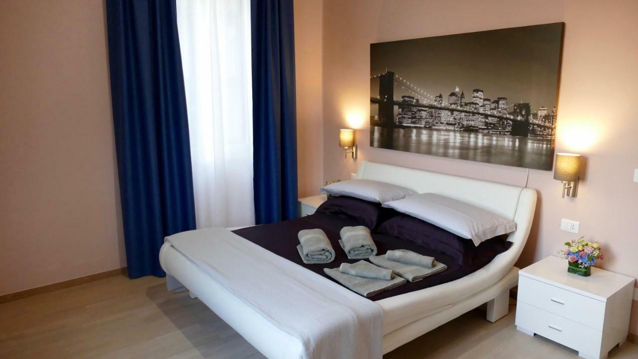 Cairoli Exclusive Rooms & Suite Бриндизи Экстерьер фото
