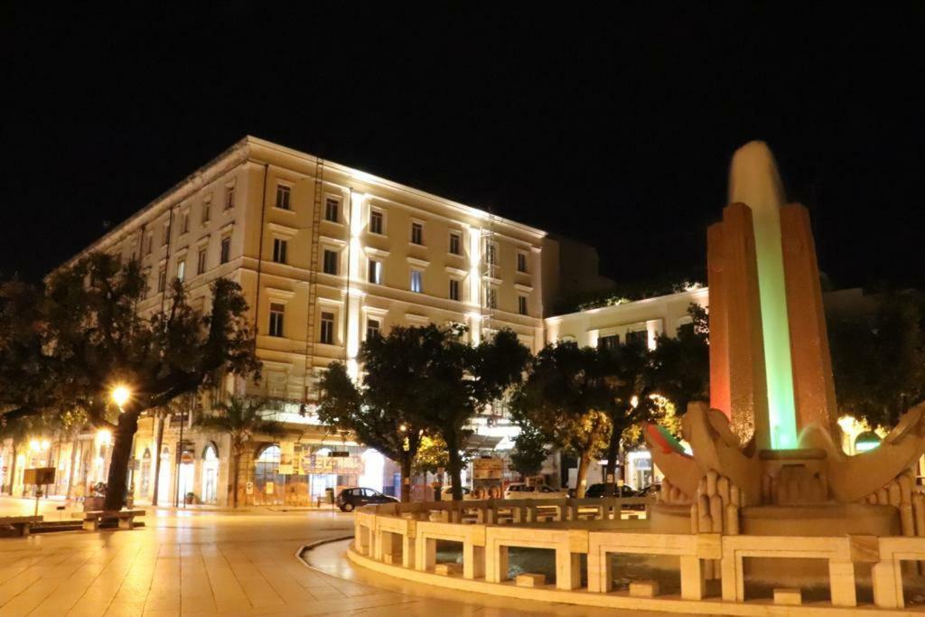 Cairoli Exclusive Rooms & Suite Бриндизи Экстерьер фото